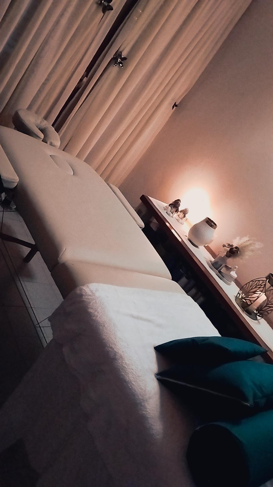 Artemisa masajes y limpieza facial