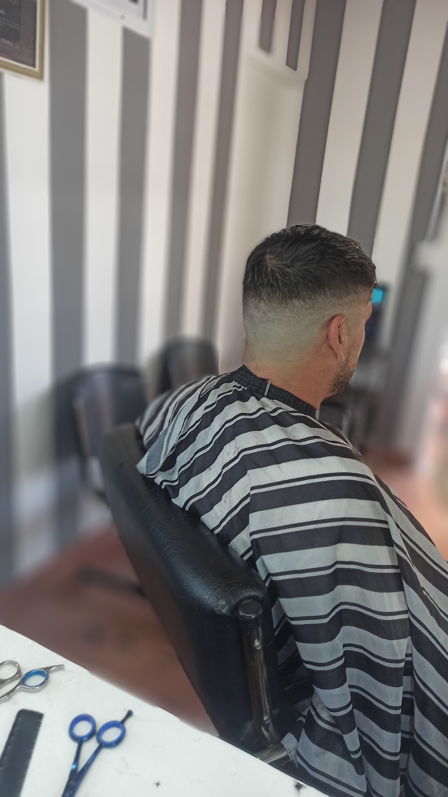 Barberia y peluquería ReyDeReyes