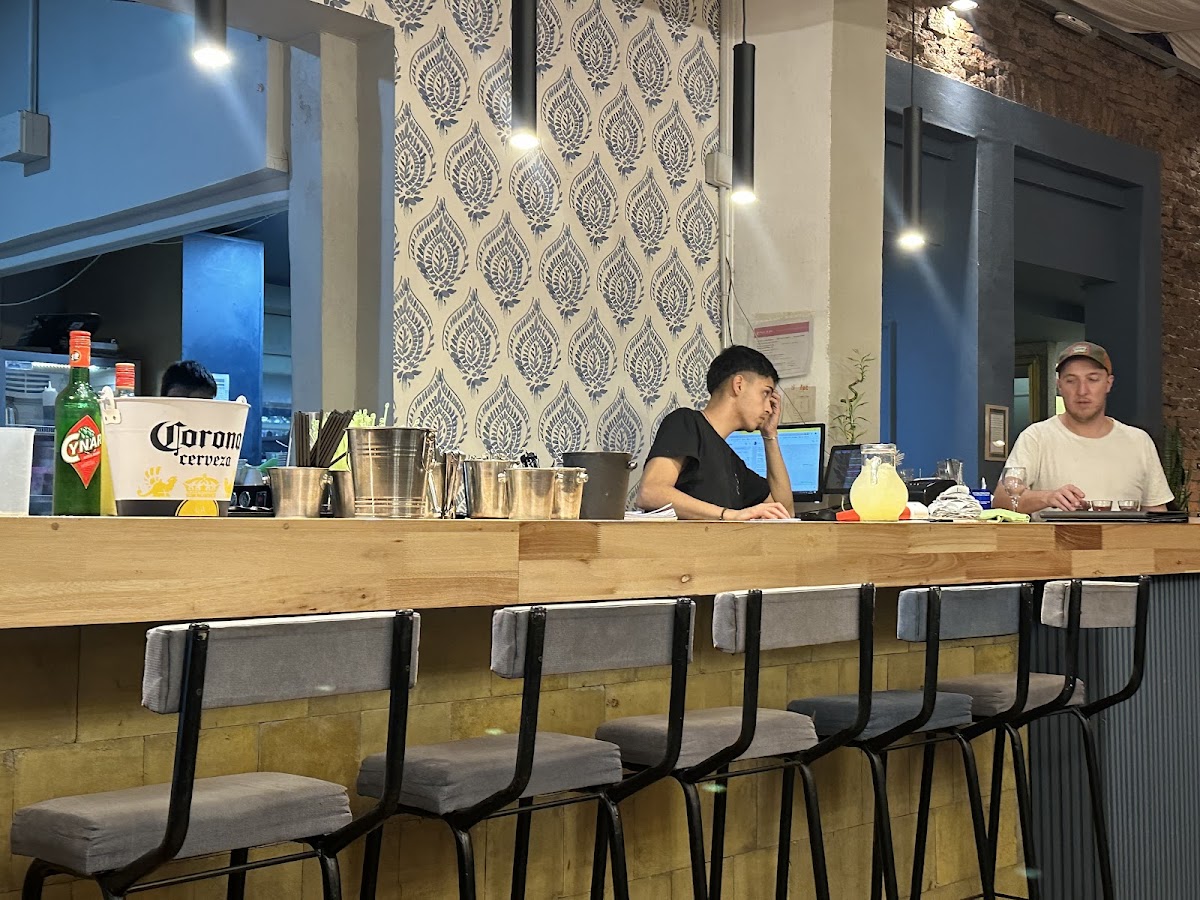 Bodegón El Pajaro Loco