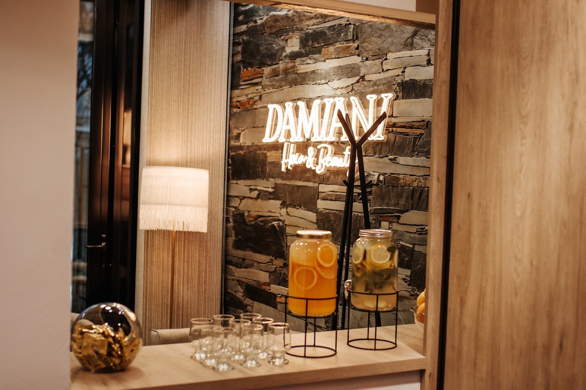 Logo de DAMIANI HAIR & BEAUTY