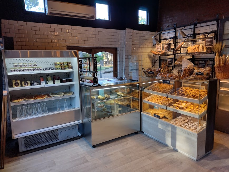 El Nido, Café del Pueblo