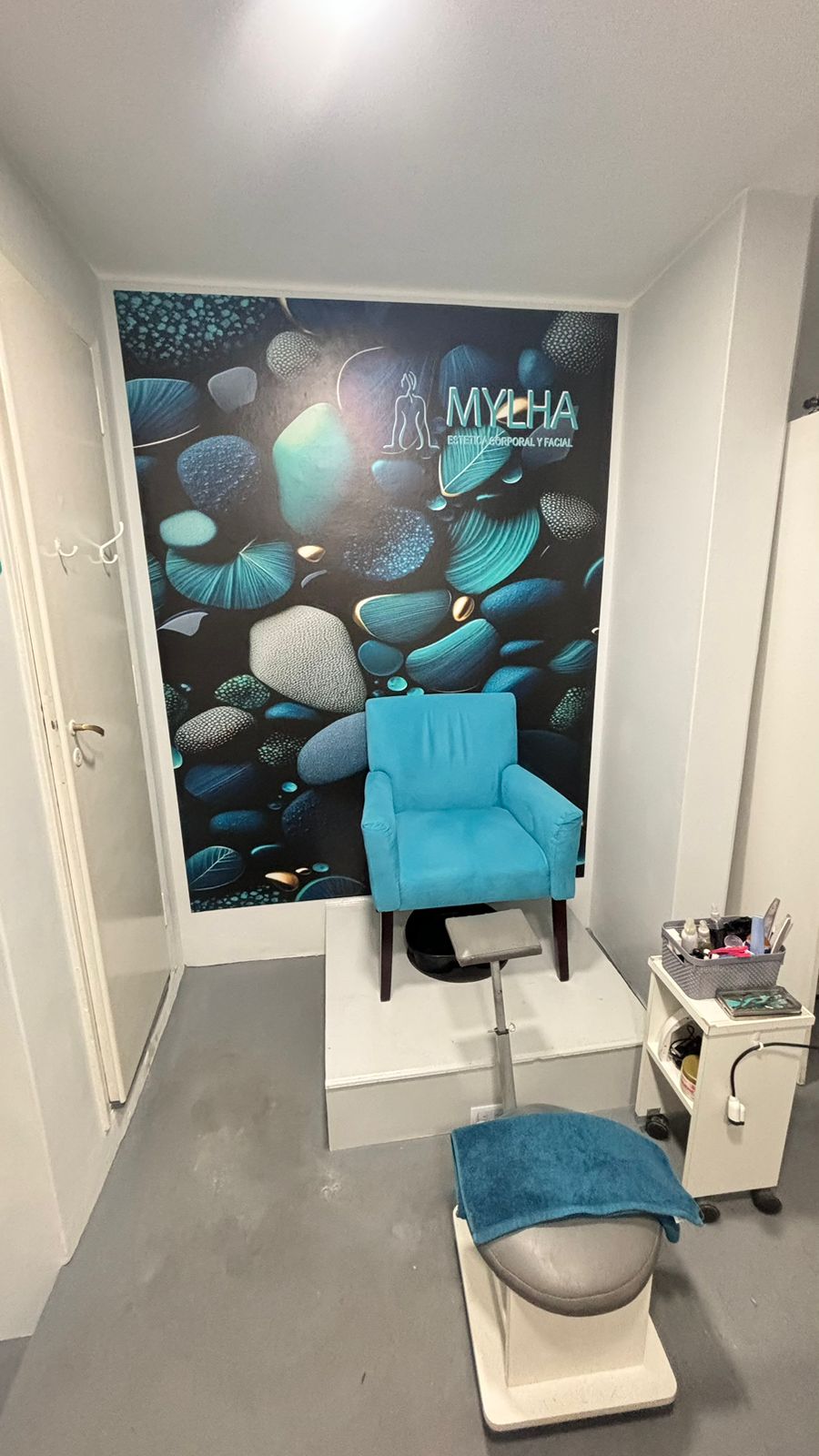 Logo de Mylha estética corporal y facial