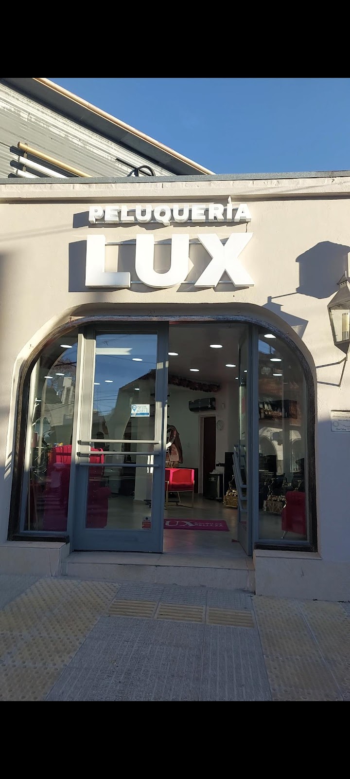 Logo de Peluquería Lux