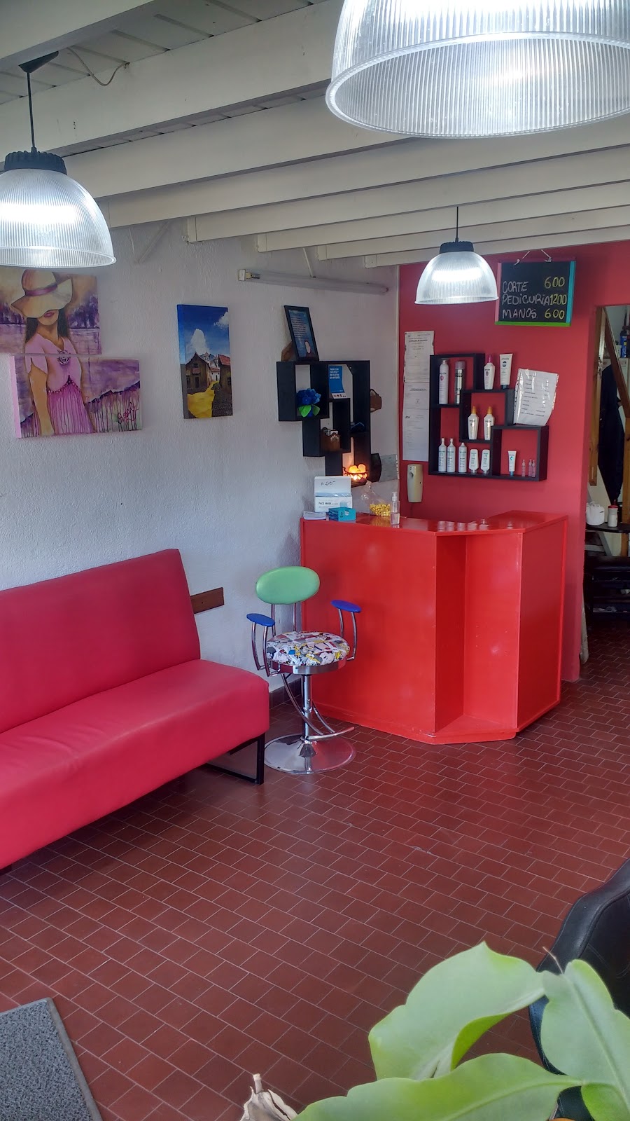 Salón Unisex Alejandro "Toto"