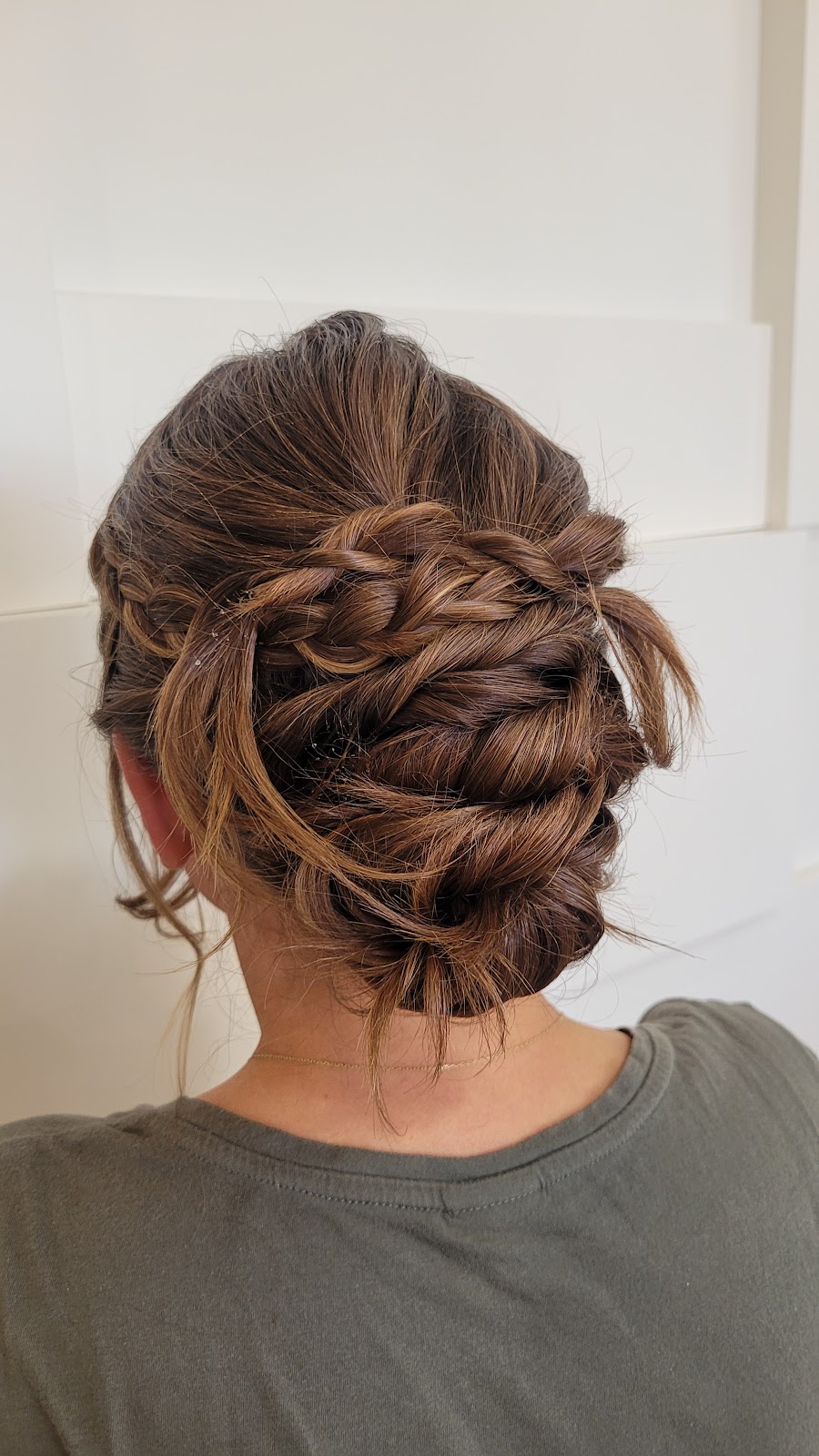 SOLEDAD NAPOLEÓN Hair Salón